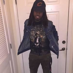 Meet your Posher, Derrick